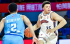 上海男籃大勝17分，盧偉穩(wěn)定，李添榮傷退，洛夫頓15+13。
