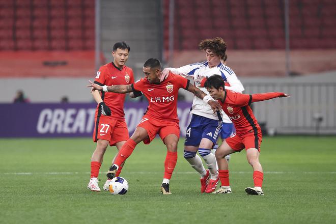 亞冠海港0-2水手，萊昂納多進球無效。