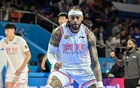 莫蘭德震驚：5分鐘4次犯規(guī)，愿付罰款聽(tīng)杜指導(dǎo)。