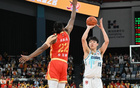 王博意外遭遇三難題！米奇34+10助青島大勝廣廈20分！