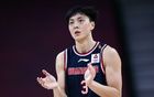 胡明軒三選一下家，交易開(kāi)啟；楊鳴戲謔裁判，閆軍熱搜。
