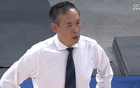 北京男籃慘敗33分，許利民無計(jì)可施，周琦憾失良機(jī)。