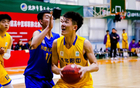 遼籃中鋒狂轟高分，2米13潛力巨星挑戰(zhàn)韓德君！