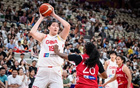 女籃大勝后遇困境，張子宇效率低，宮魯鳴需反思。